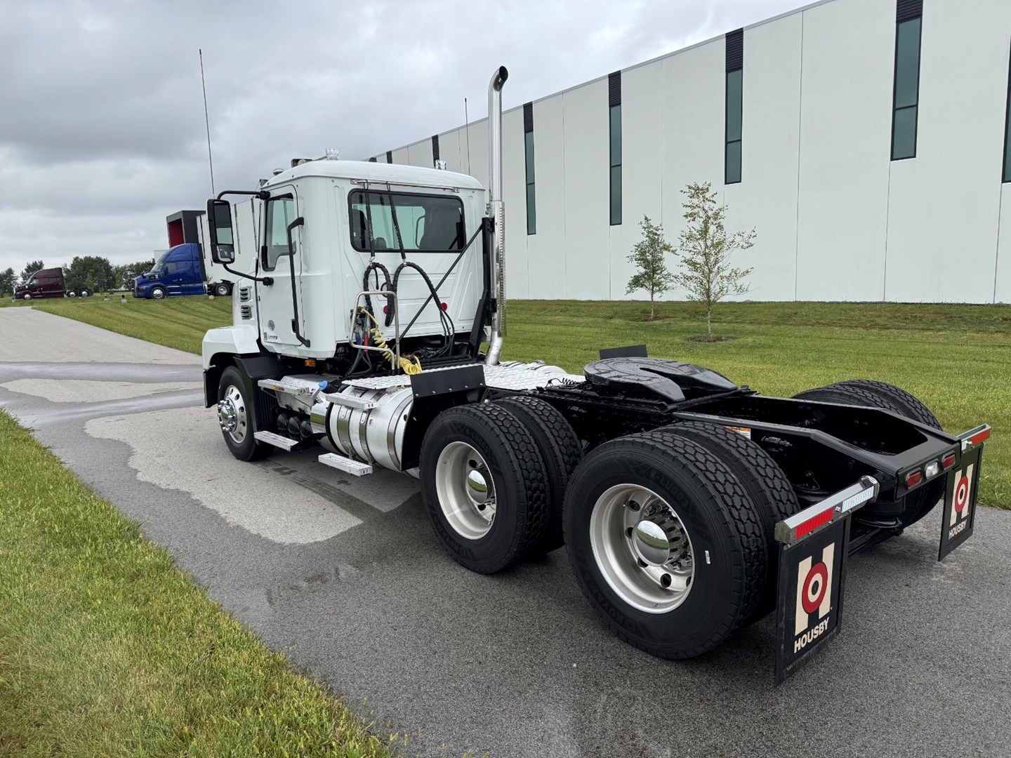 2022 Mack Anthem in Ankeny, IA — photo 4